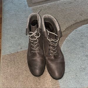 Women’s Brown size 10 Mix 6A Kohls boots EUC